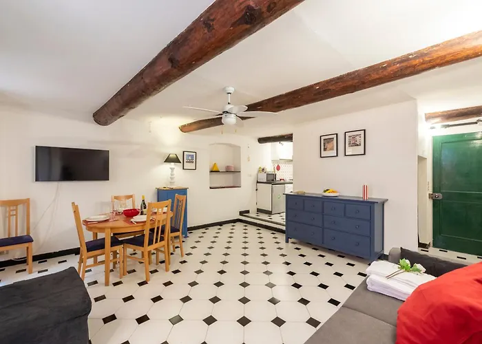 Charming Flat Historic Center - Happy