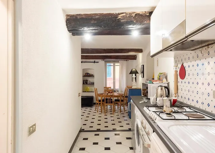 Charming Flat Historic Center - Happy Lägenhet Camogli